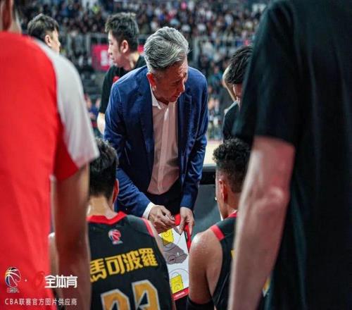 绝壁艺术,攀岩者的巧,妙线路设计,Hao,BoSports,好博体育,体育直播,体育赛事,APP下载,官方网地址