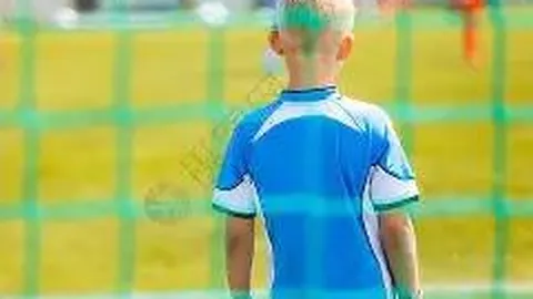 “11月26日英锦赛资格赛精彩对决，19_30激情开战！五位国手争锋48强，张安达对垒泰勒，热血对决不容错过！”